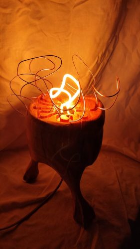 Échos.      En arbousier 120€    